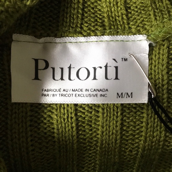 NWT one of a kind sweater w angled button neckline - Picture 5 of 8